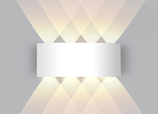 Lâmpadas decorativas de LED exterior montadas na parede 3500K Branco Quente Para Jardim